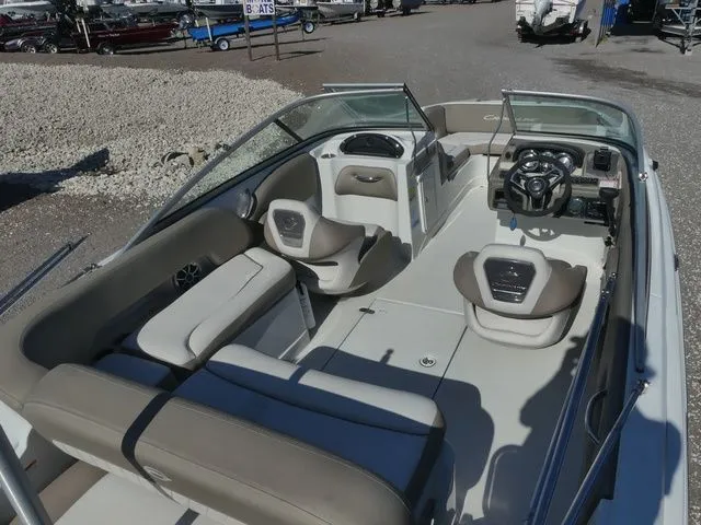 Slide: The Image of Crownline Boats Eclipse E215 XS 2023 - 21