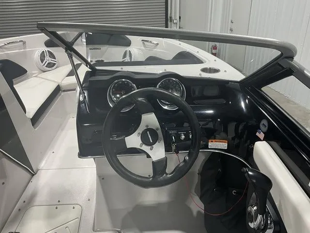 Slide: The Image of Glastron GT 205 2014 - 5