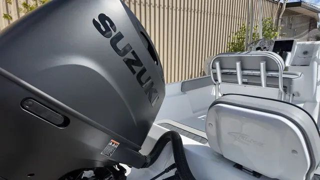 Slide: The Image of ALK 2 Powerboats 22CRX 2025 - 14