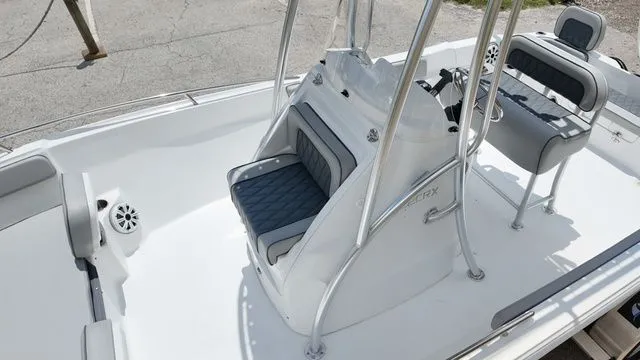 Slide: The Image of ALK 2 Powerboats 22CRX 2025 - 7