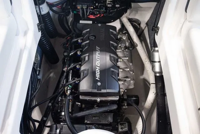 Slide: The Image of Yamaha SX190 2018 - 10