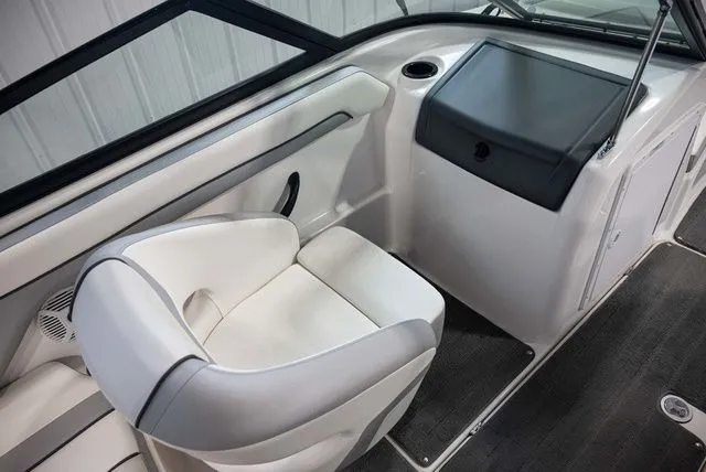 Slide: The Image of Yamaha SX190 2018 - 7