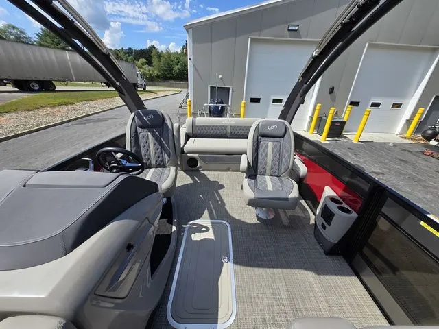 Slide: The Image of Barletta L23UCA 2023 - 17