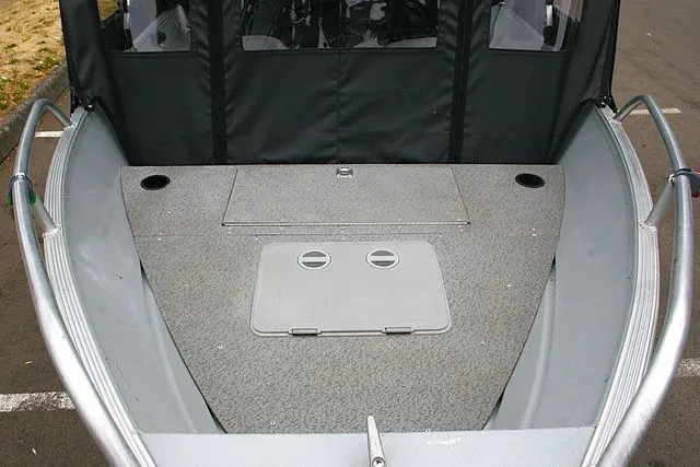 Slide: The Image of Klamath Boats 15 Advantage 2021 - 11