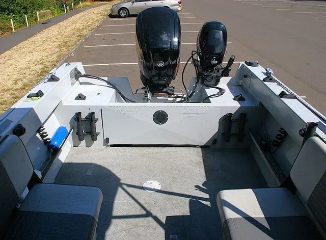 Slide: The Image of Hewescraft 180 Sportsman 2006 - 10