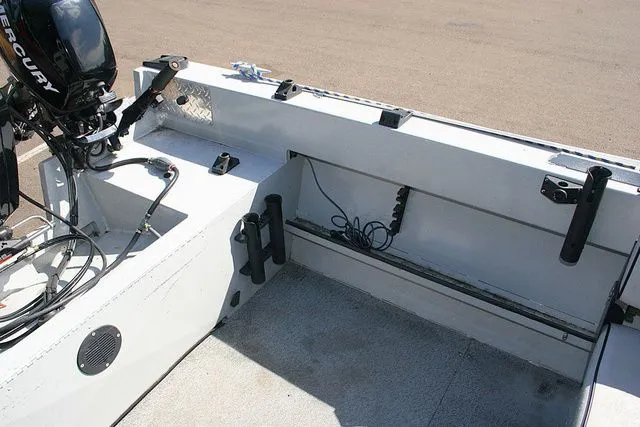 Slide: The Image of Hewescraft 180 Sportsman 2006 - 11