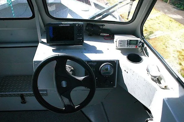 Slide: The Image of Hewescraft 180 Sportsman 2006 - 8