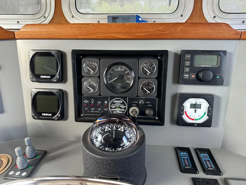 Slide: The Image of Center walkway - 31