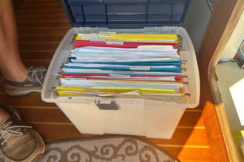 Slide: The Image of Twin Racor filters w/ crossover - 68