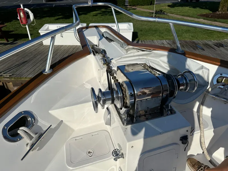 Slide: The Image of Salon - 8