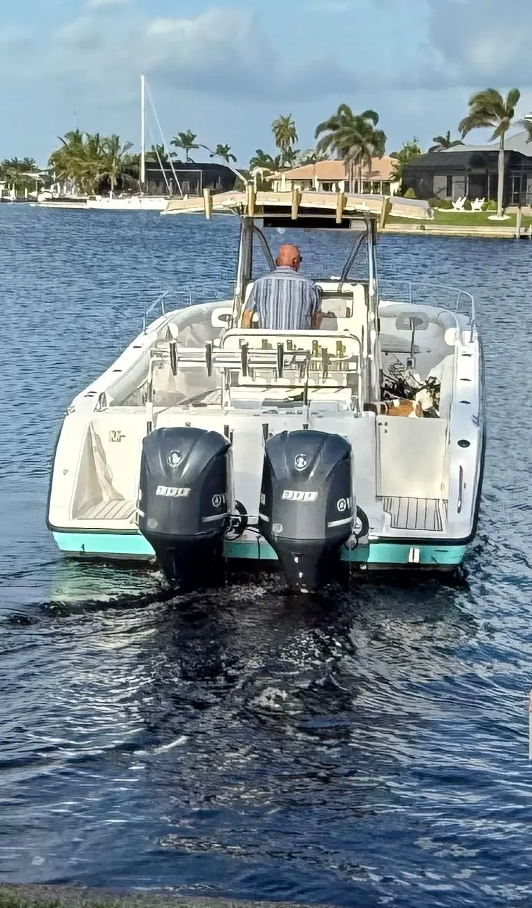 Slide: The Image of Century 3200 Center Console 2004 - 3