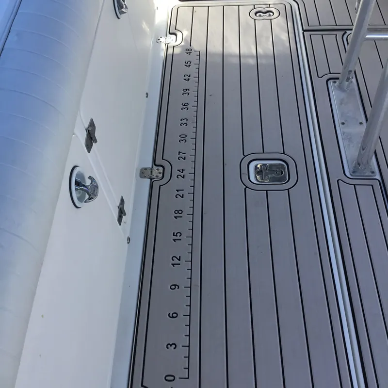 Slide: The Image of Century 3200 Center Console 2004 - 48