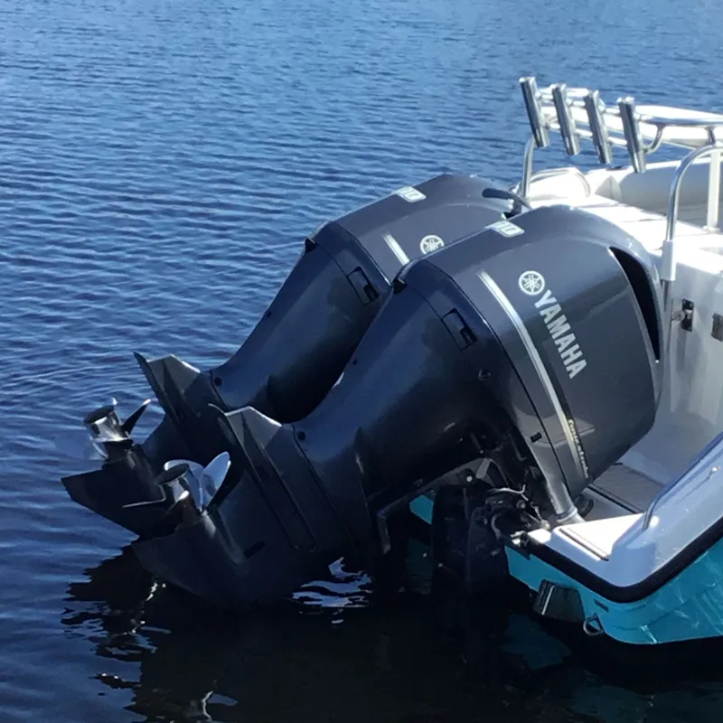 Slide: The Image of Century 3200 Center Console 2004 - 9