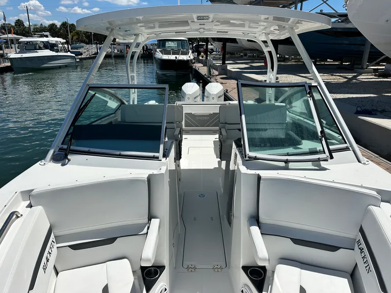 Slide: The Image of Blackfin 272 DC 2023 - 16