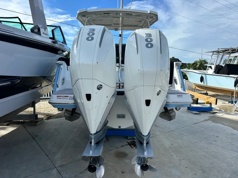 Slide: The Image of Blackfin 272 DC 2023 - 2