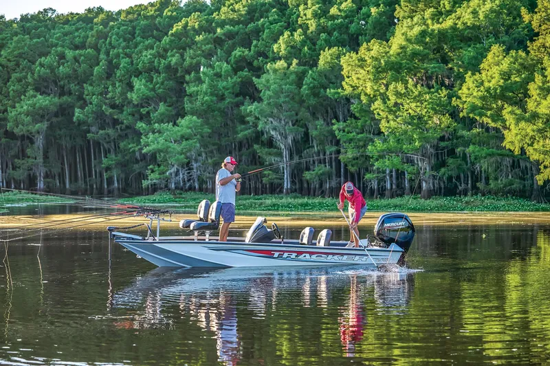 Slide: The Image of Tracker Pro Team 175 Crappie Edition 2025 - 99