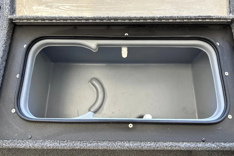 Slide: The Image of Livewell compartment in 2025 Tracker Pro Team 175 Crappie Edition boat. - 32
