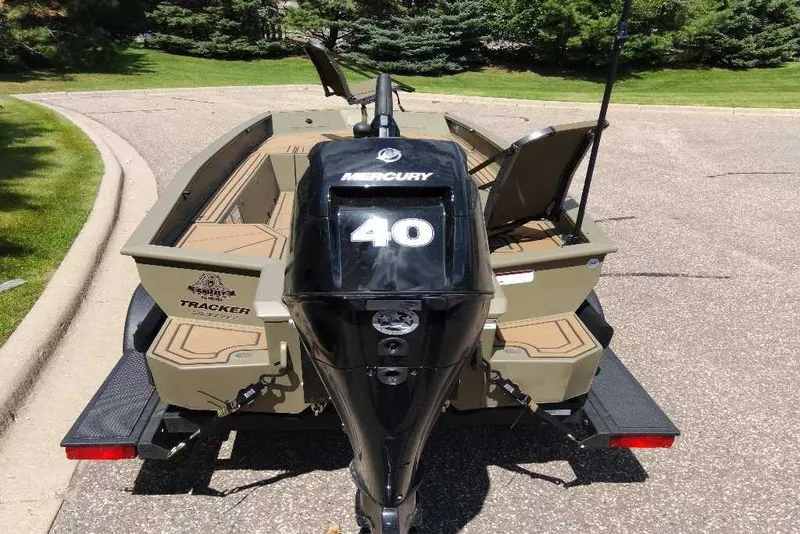 Slide: The Image of 2026 Tracker Grizzly 1650 T Prairie Wings Edition boat with Mercury 40 engine. - 5