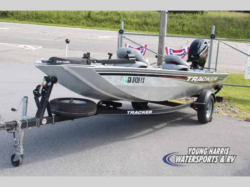 Slide: The Image of Tracker Panfish 16 2017 - 3