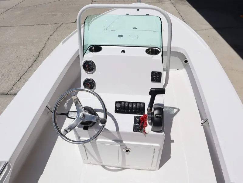 Slide: The Image of Action Craft 17 FLYFISHER 2026 - 11