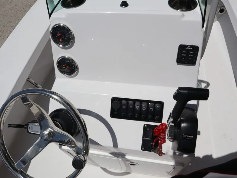 Slide: The Image of Action Craft 17 FLYFISHER 2026 - 15