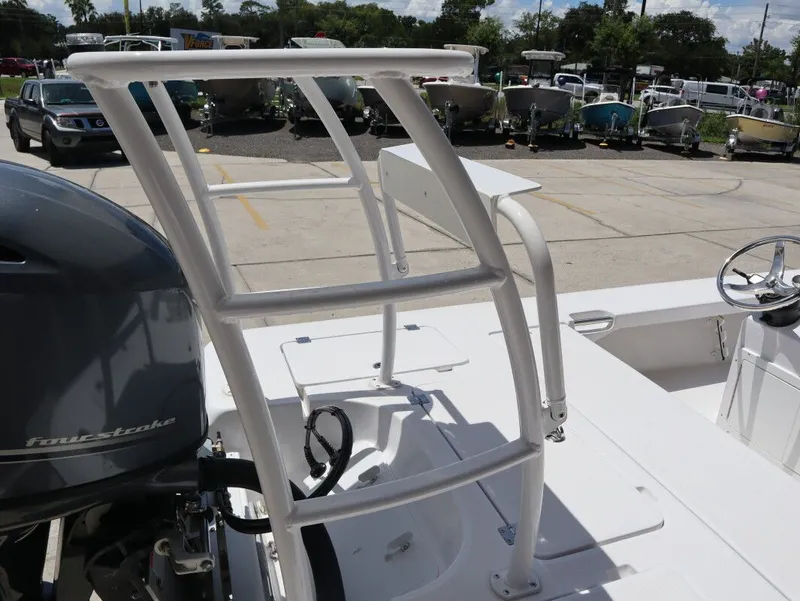 Slide: The Image of Action Craft 17 FLYFISHER 2026 - 8