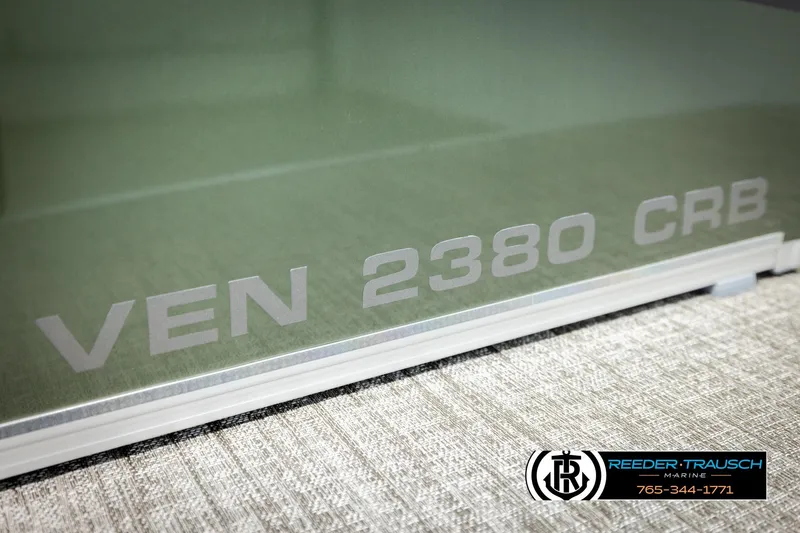 Slide: The Image of Close-up of Avalon VEN CRB 2026 model with Reeder-Trausch Marine branding. - 44