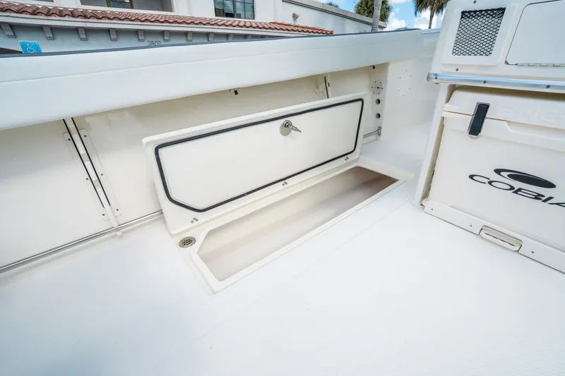 Slide: The Image of Cobia 285 Center Console 2026 - 15