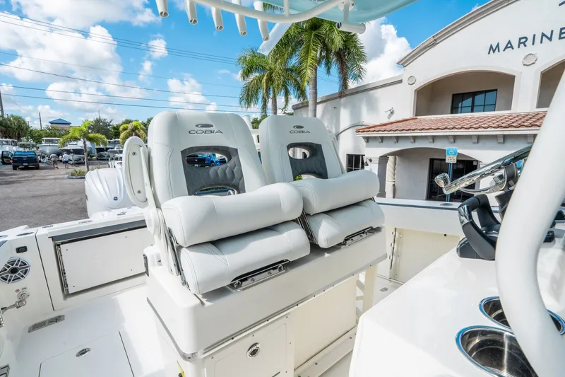 Slide: The Image of Cobia 285 Center Console 2026 - 18