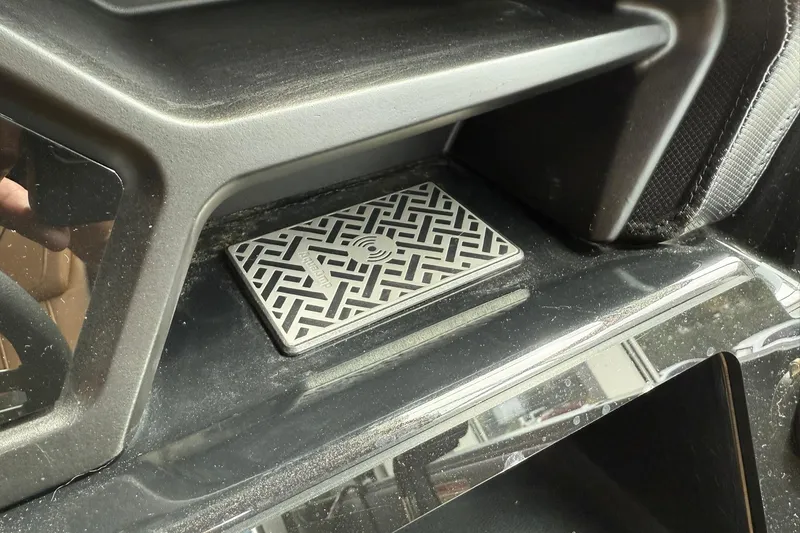 Slide: The Image of Wireless charging pad in 2025 Viaggio Lago X-D car interior. - 7