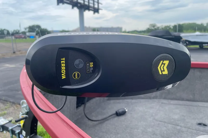 Slide: The Image of 2024 Alumacraft Escape 165 Tiller with Minn Kota Terrova trolling motor. - 10