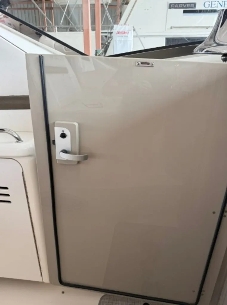 Slide: The Image of Sea Ray 38 Sea Ray 2006 - 11