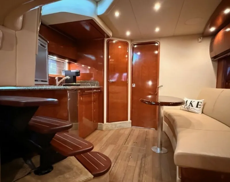 Slide: The Image of Sea Ray 38 Sea Ray 2006 - 17