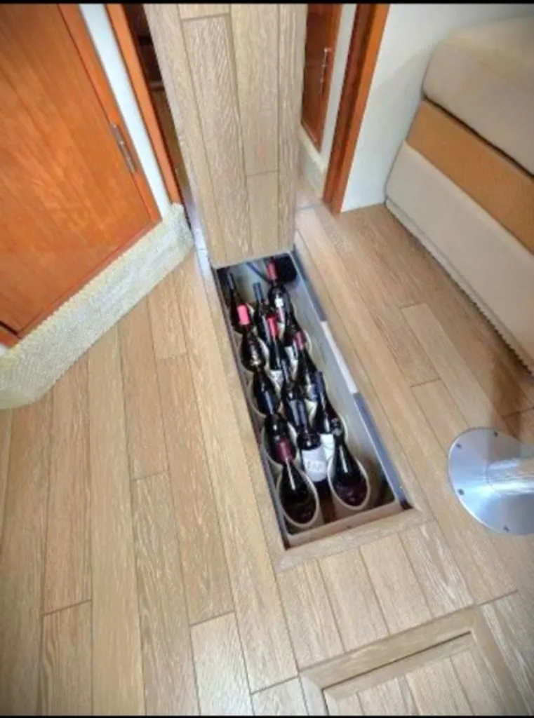 Slide: The Image of Sea Ray 38 Sea Ray 2006 - 18