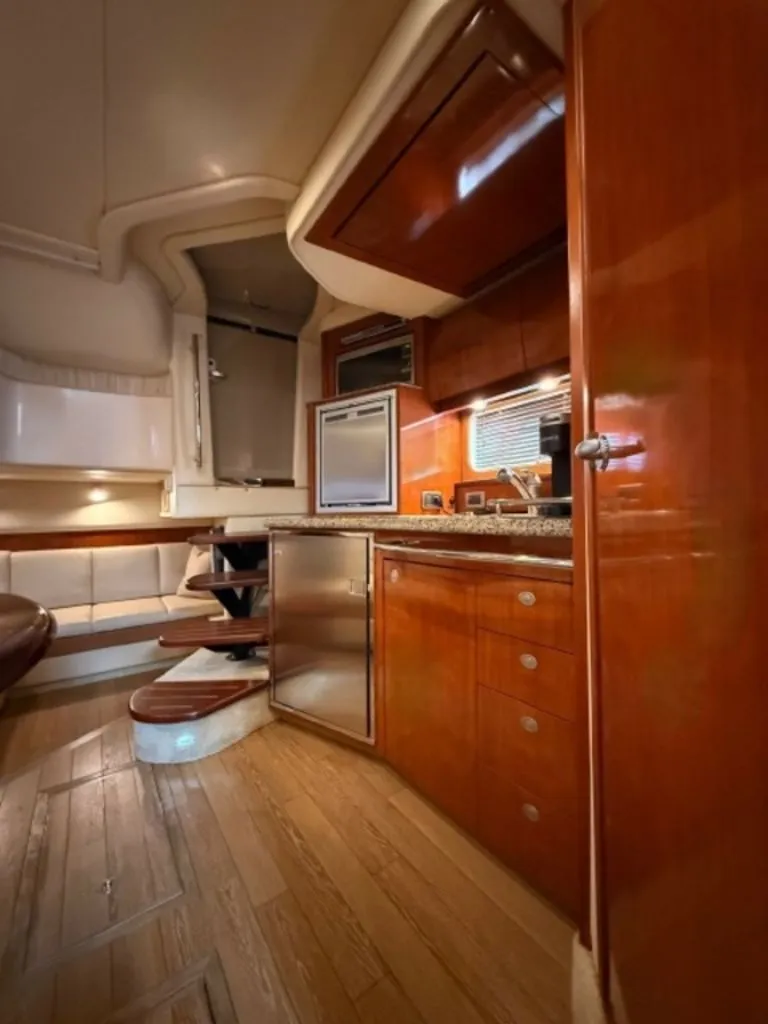 Slide: The Image of Sea Ray 38 Sea Ray 2006 - 19