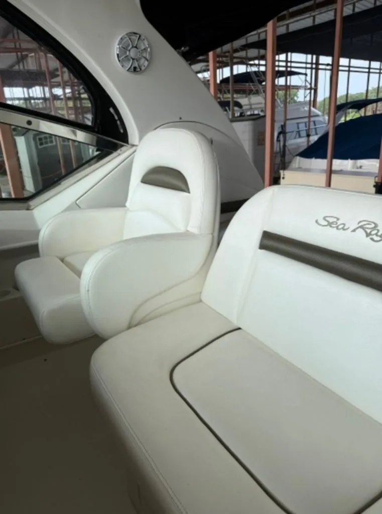 Slide: The Image of Sea Ray 38 Sea Ray 2006 - 9