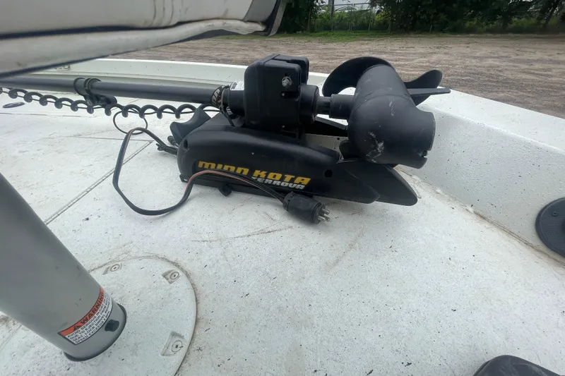 Slide: The Image of Minn Kota Terrova trolling motor on 2021 Crestliner 2000 Bay boat deck. - 11