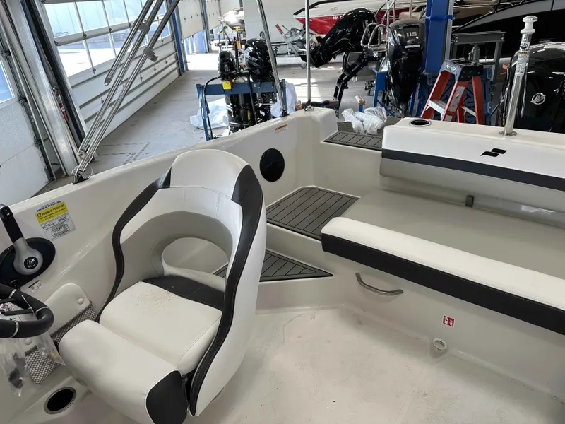 Slide: The Image of Starcraft SVX 191 OB 2026 - 4