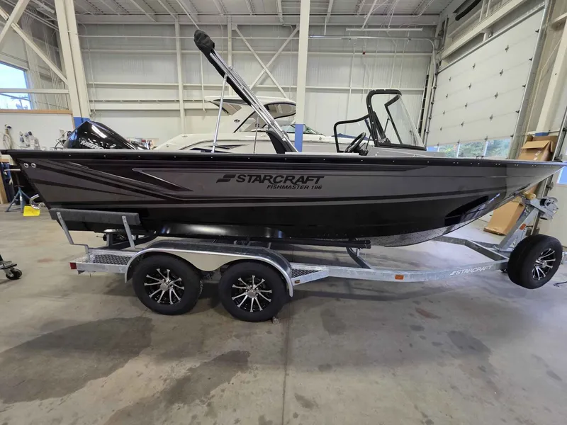 The Image of Starcraft Fishmaster 196 2026 - 1