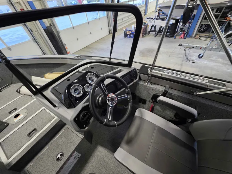 Slide: The Image of Starcraft Fishmaster 196 2026 - 10