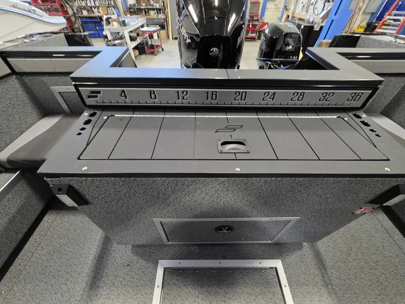 Slide: The Image of Starcraft Fishmaster 196 2026 - 5