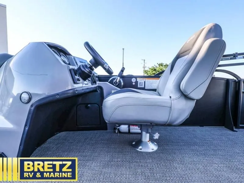 Slide: The Image of Aria A22UC 2025 - 26