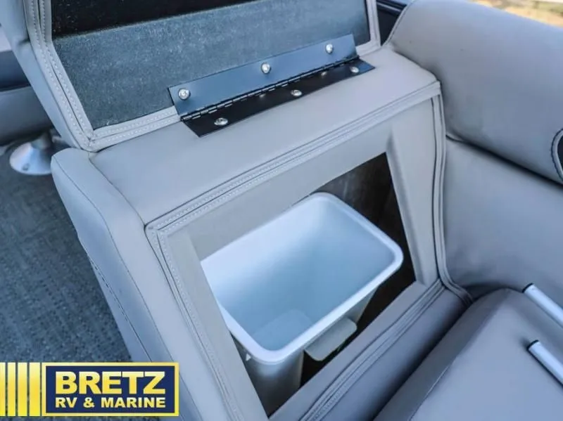 Slide: The Image of Aria A22UC 2025 - 29