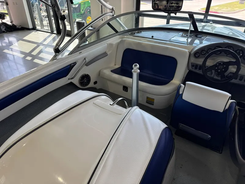 Slide: The Image of MasterCraft ProStar 190 1999 - 12