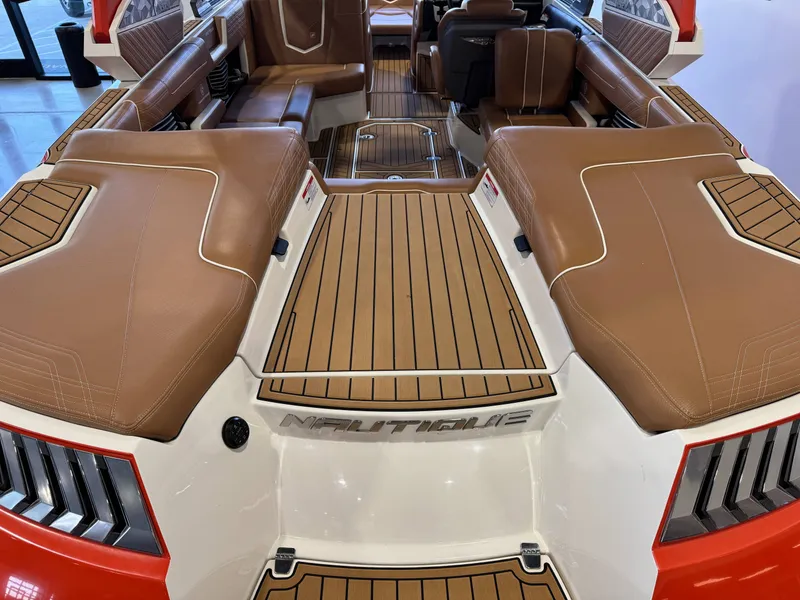 Slide: The Image of Correct Craft Super Air Nautique G23 2019 - 10