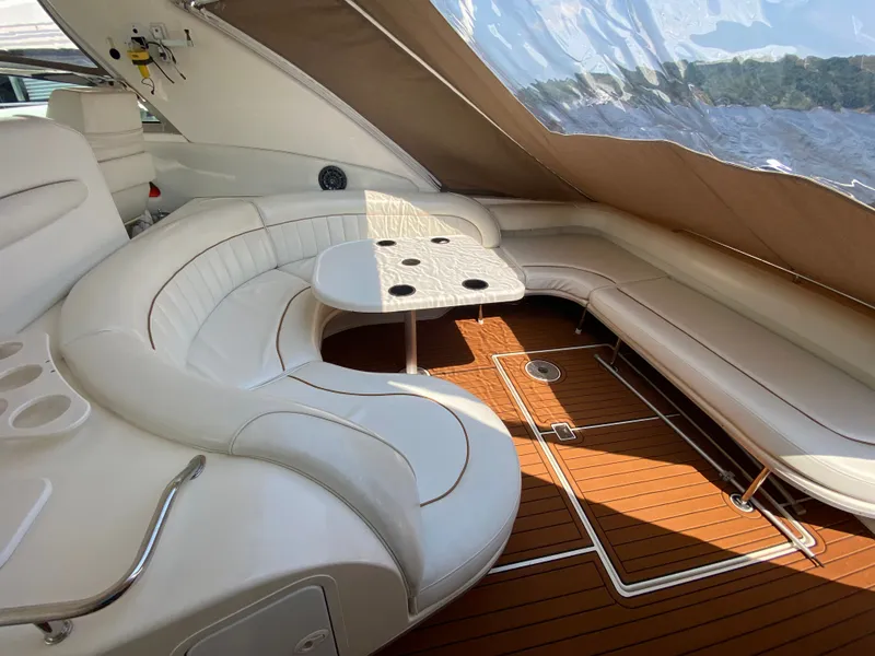 Slide: The Image of Sea Ray 450 Sundancer 1997 - 15