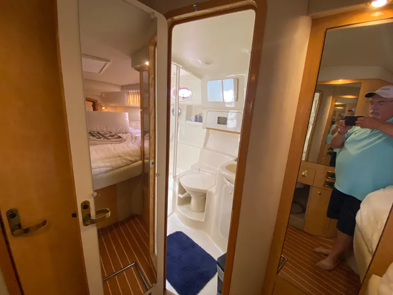 Slide: The Image of Sea Ray 450 Sundancer 1997 - 27