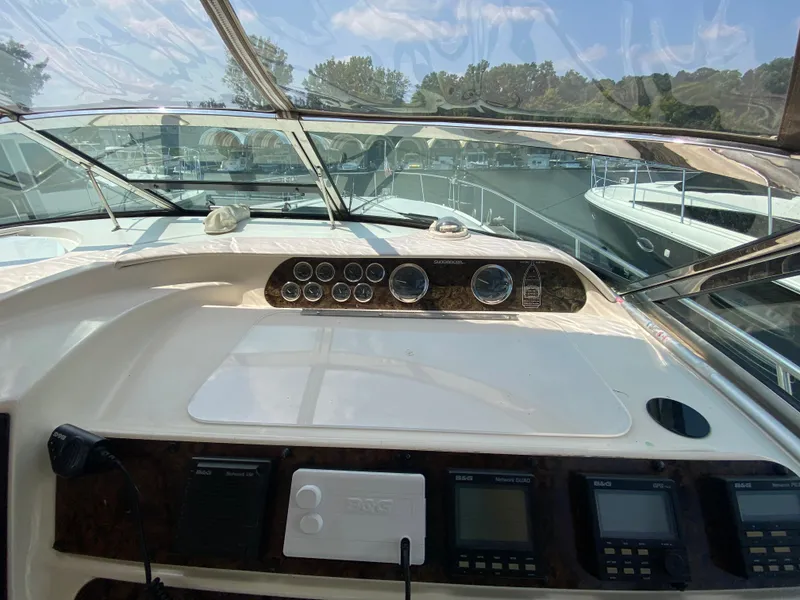 Slide: The Image of Sea Ray 450 Sundancer 1997 - 4
