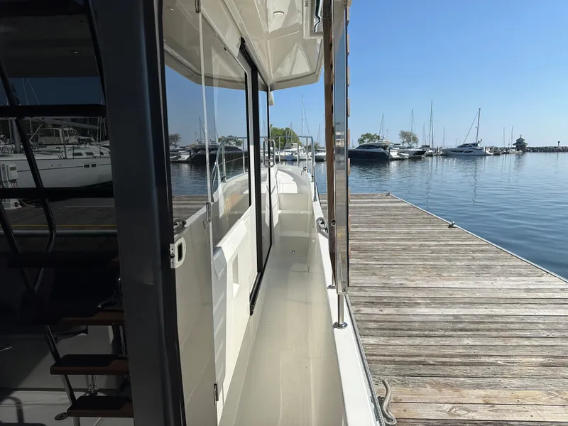 Slide: The Image of Beneteau Swift Trawler 41 Fly 2026 - 10