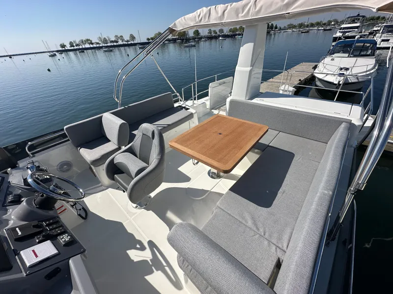 Slide: The Image of Beneteau Swift Trawler 41 Fly 2026 - 18